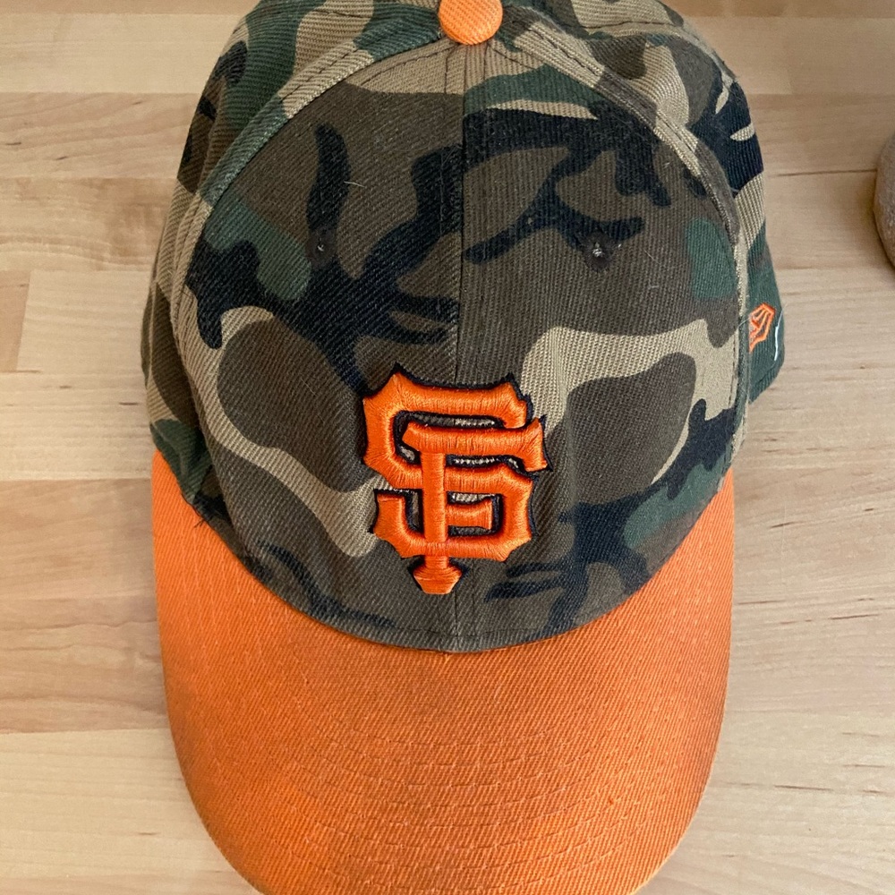 SF Giants Snapback Camo Orange Cap New Era